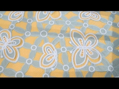 महिलाओं के लिए कढ़ाई गिप्योर लेस पॉलिएस्टर लेस फैब्रिक